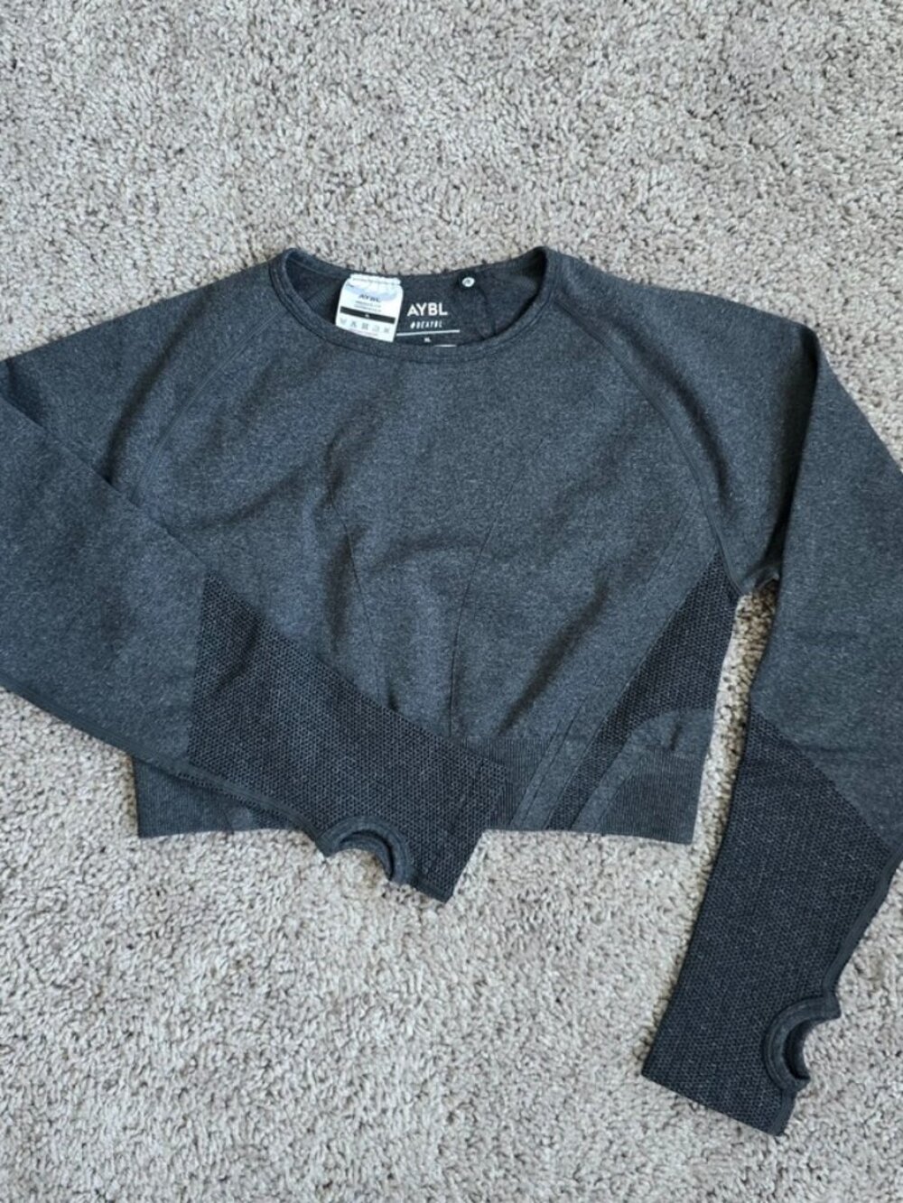 AYBL Motion Seamless Long Sleeve Crop Top Charcoal Gray XL Thumbholes Gym NWT